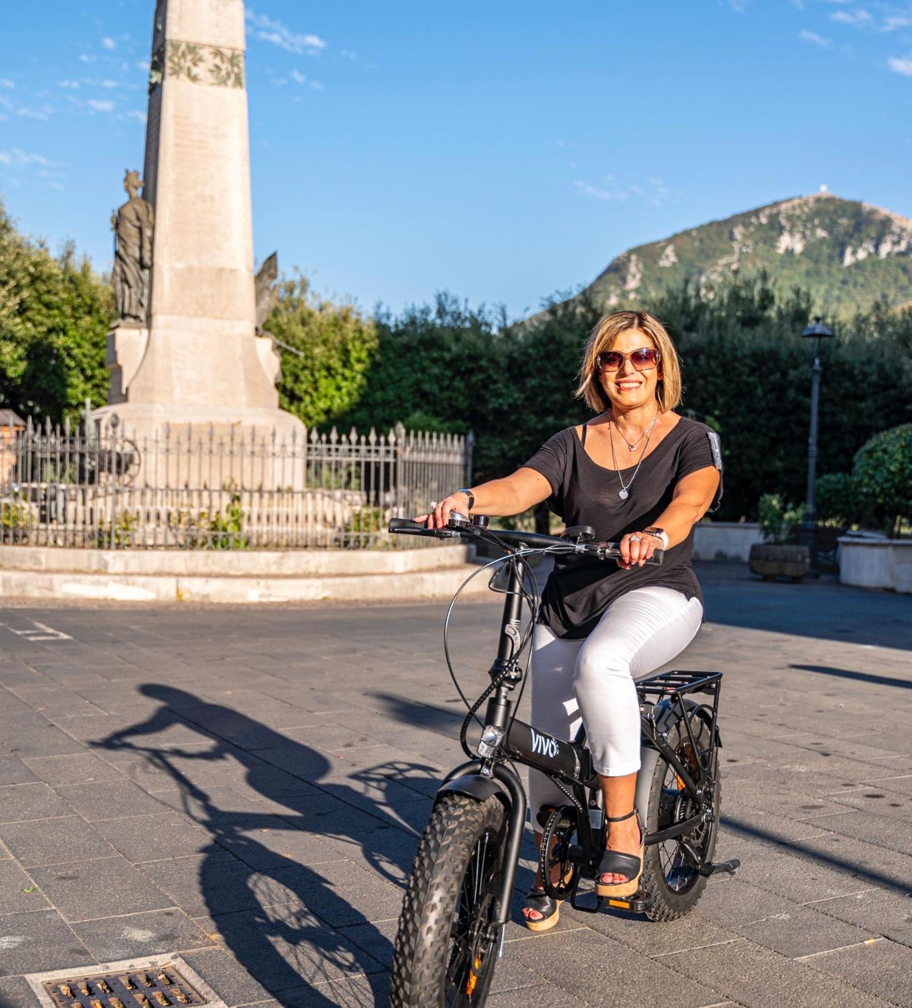 Piazza Laurino Apartments Basic Excursions Alto Cilento Cammino Giubilare Di Santelena Bagian luar foto